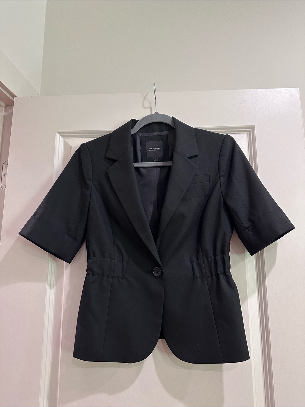 The Limited Black Short-Sleeve Cinched-Waist Blazer